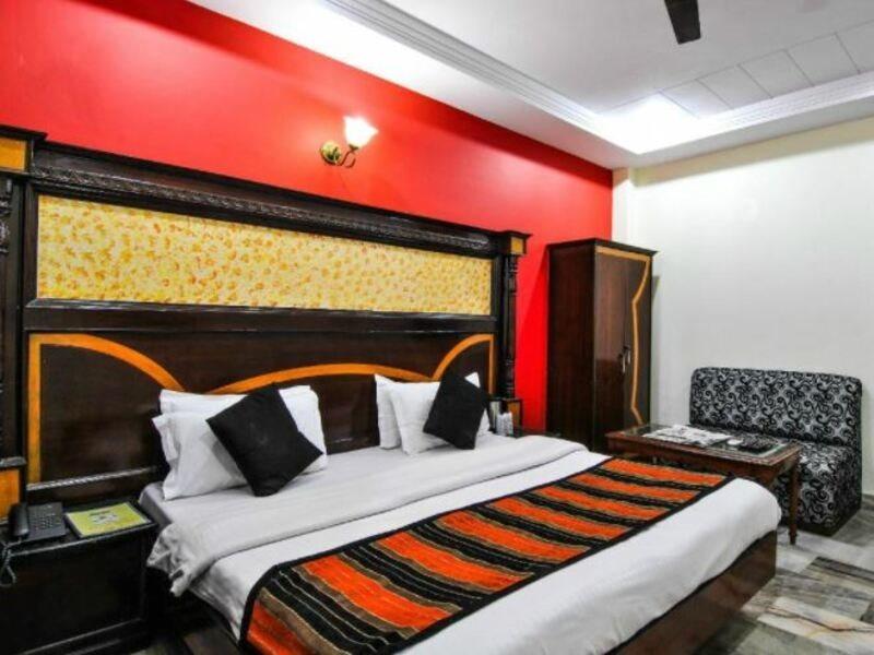Hotel O Paharganj Near Railway Station Formerly Chand Palace New Delhi Exterior photo