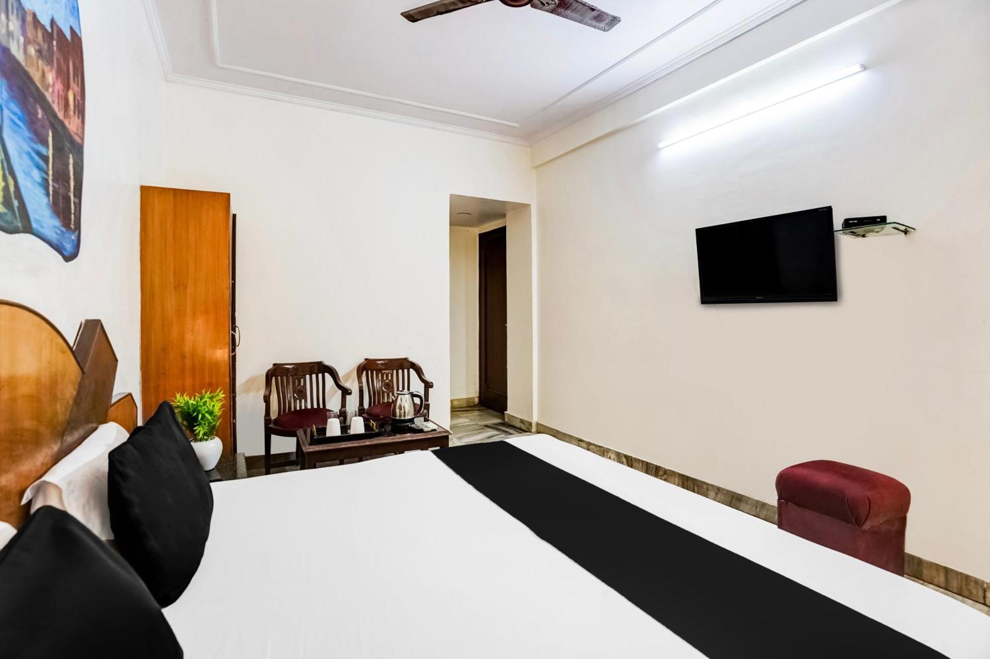 Hotel O Paharganj Near Railway Station Formerly Chand Palace New Delhi Exterior photo