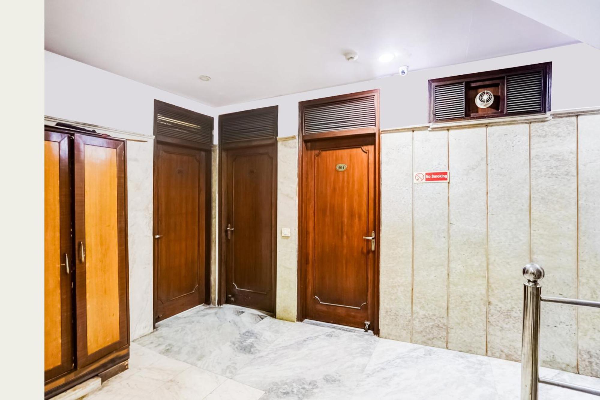 Hotel O Paharganj Near Railway Station Formerly Chand Palace New Delhi Exterior photo