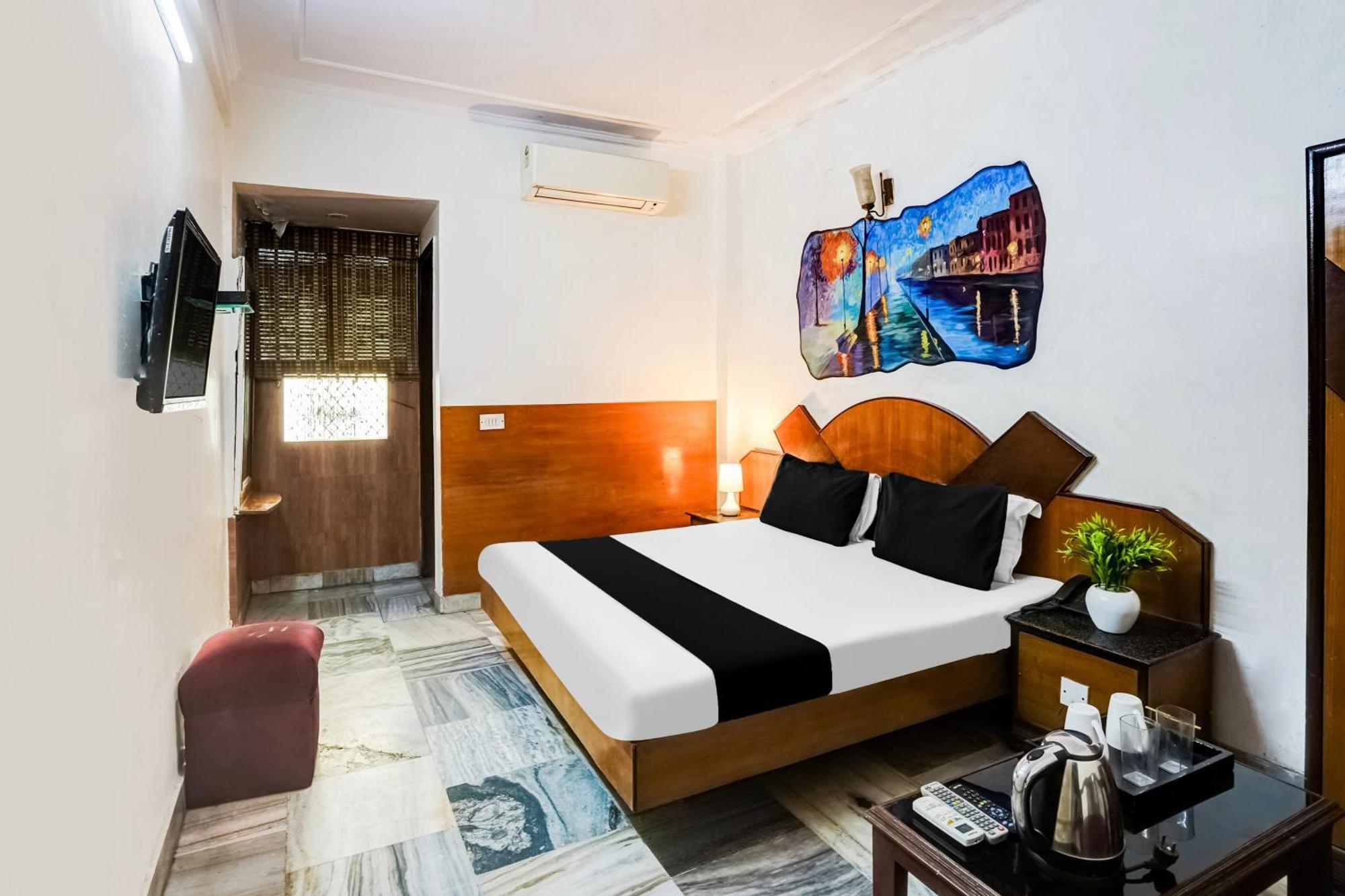 Hotel O Paharganj Near Railway Station Formerly Chand Palace New Delhi Exterior photo