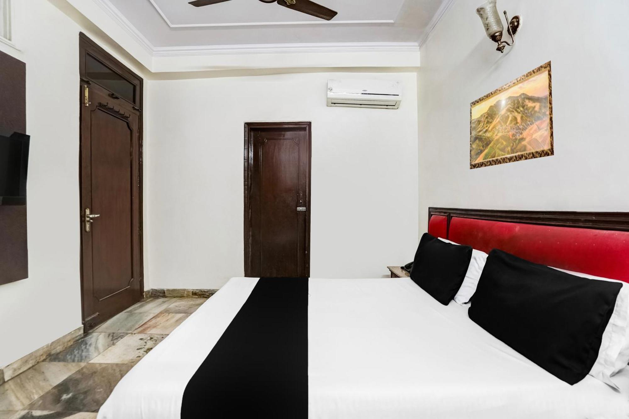 Hotel O Paharganj Near Railway Station Formerly Chand Palace New Delhi Exterior photo